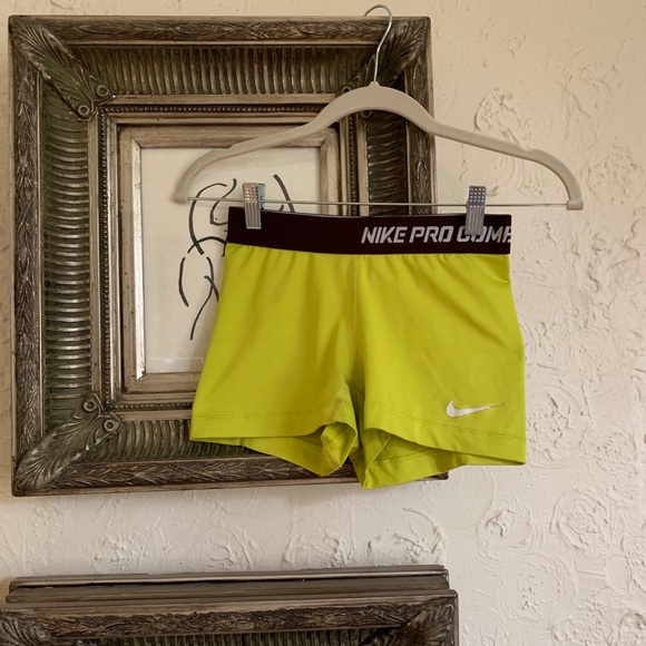 Nike Pants - Yellow Nike Pros Small mustard black combat booty